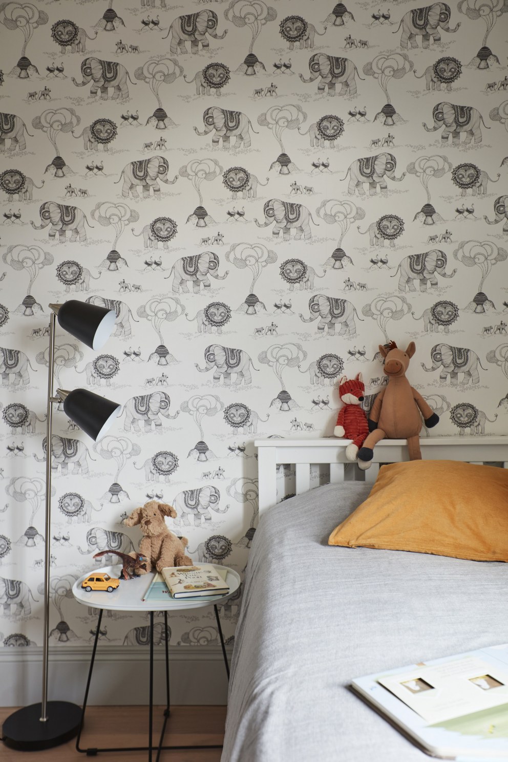 Family home, Hampstead | A child's bedroom | Interior Designers